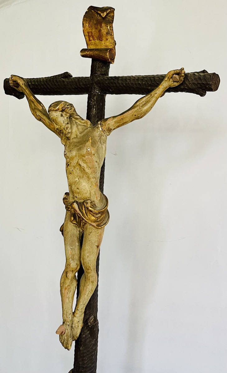 Crucifix en bois sculpté - Fin XVIII ème -photo-6